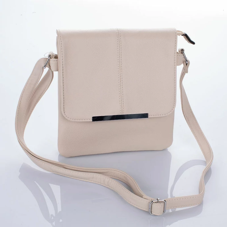 Női bézs praktikus oldaltáska