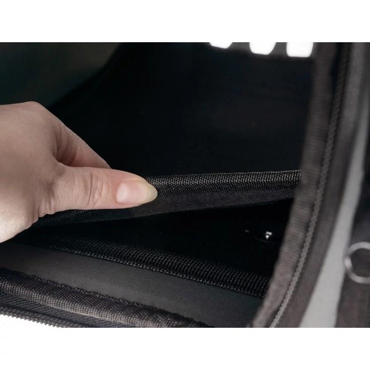 Kisállatszállító táska kutyáknak / macskáknak szürke