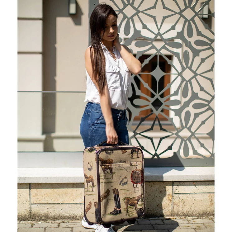 Lovas bőrönd ÚJ WIZZAIR RYANAIR méret