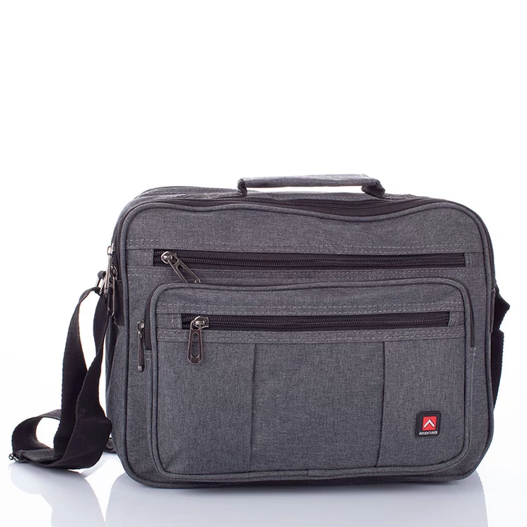 AdventureR Férfi válltáska szürke színben 