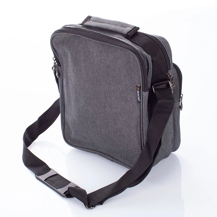 AdventureR Férfi válltáska szürke színben