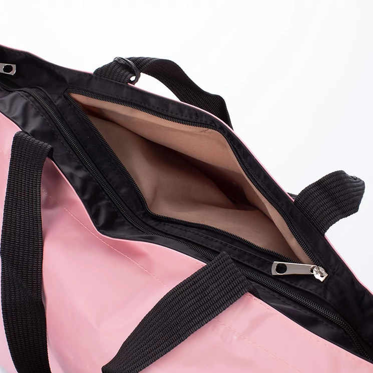 Sokzsebes női táska vízlepergető anyagból