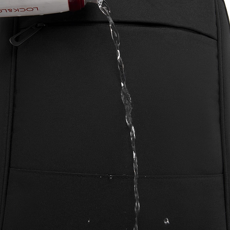 Fekete vízálló többzsebes laptoptartós hátizsák 40 x 30 x 20 cm usb csatlakozóval