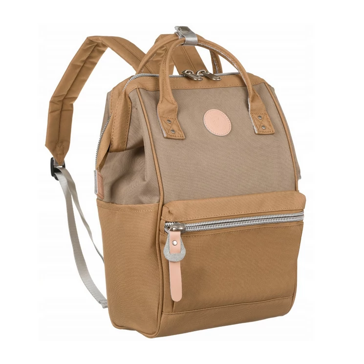 Kabinméretű női hátizsák méret: 40 x 30 x 20 cm