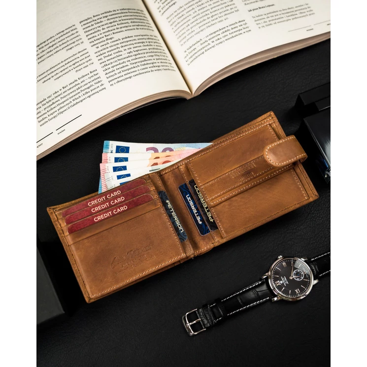 Férfi bőr kártyatárca RFID védelemmel - Peterson