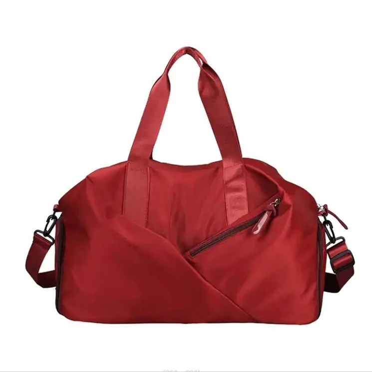 Utazótáska  Wizzair méretű fedélzeti táska 40 x 30 x 20 cm bordo színben