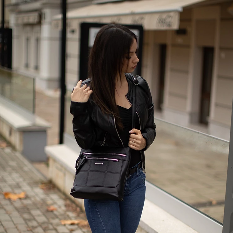 Silvia Rosa sokzsebes női oldaltáska