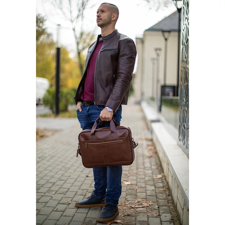 Valódi bőr üzleti táska sötétbarna színben
