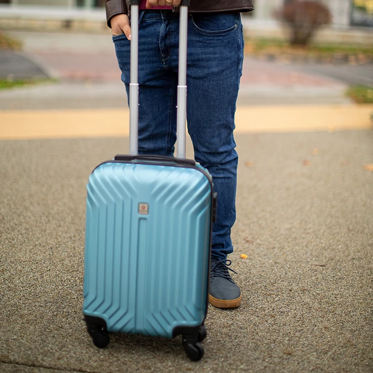 LDV Keményfalú Bőrönd kabin méret kivehető kerekekkel 53 cm