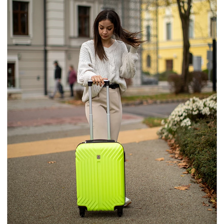 LDV Keményfalú Bőrönd kabin méret kivehető kerekekkel 53 cm