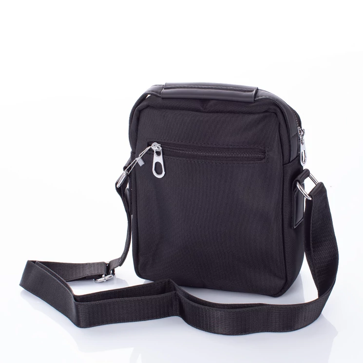 KANGOO férfi oldaltáska fekete színben