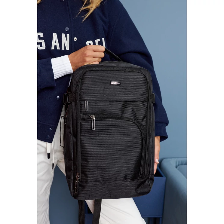 Peterson 3- Funkciós Utazó Hátizsák WizzAir méretű 40x30x20cm