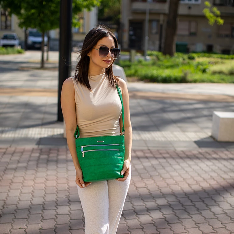 Silvia Rosa sokzsebes  női oldaltáska 