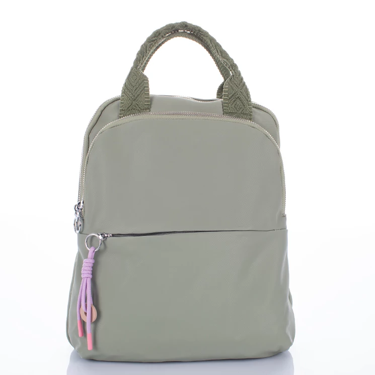 Sokzsebes vízálló női hátizsák 