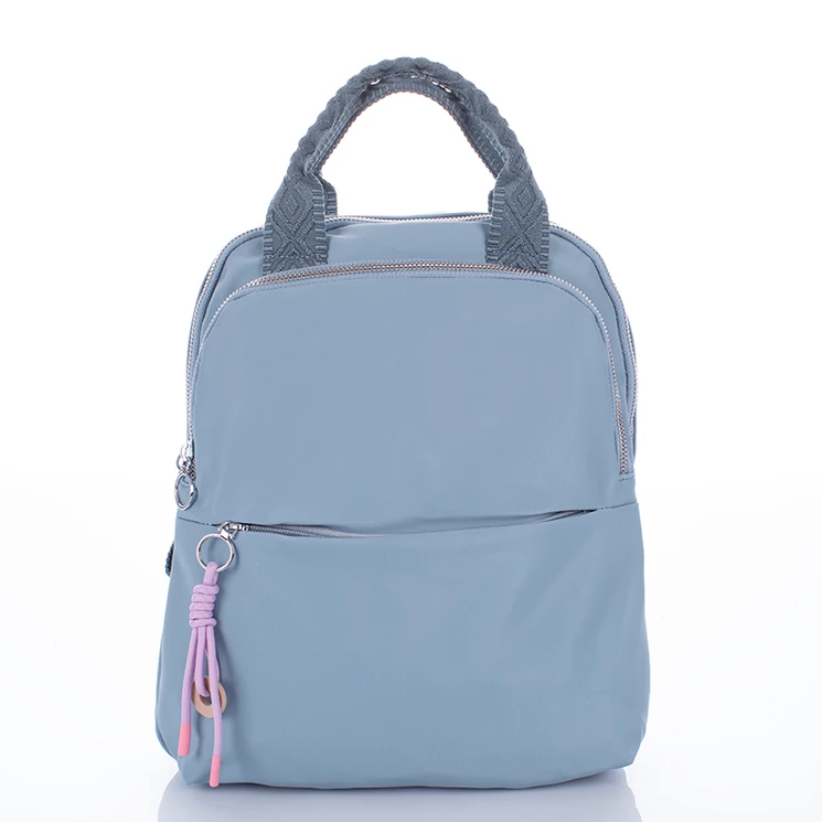 Sokzsebes vízálló női hátizsák 