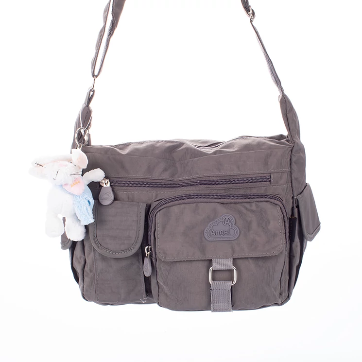 Angel sokzsebes női oldaltáska szürke színben ajándék kulcstartóval