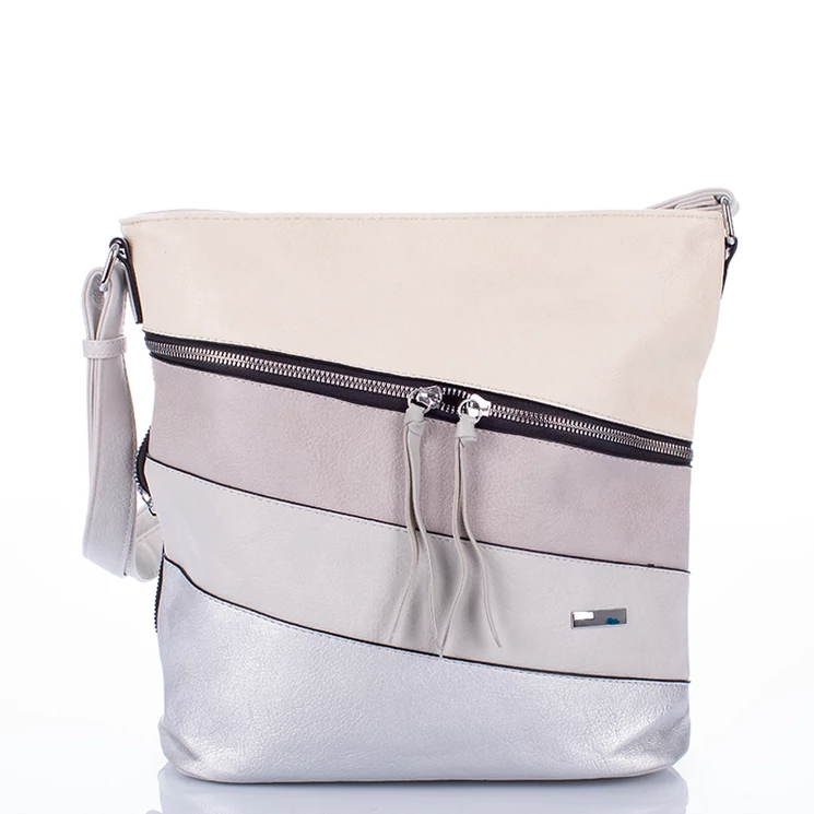 Sokzsebes női oldaltáska 