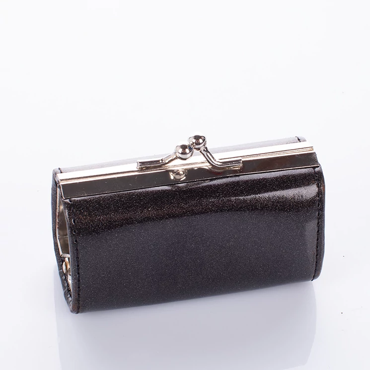 Csatos kisméretű pénztárca 