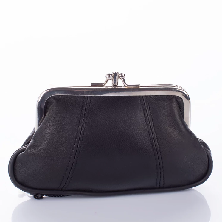 Valódi bőr csatos pénztárca fekete színben