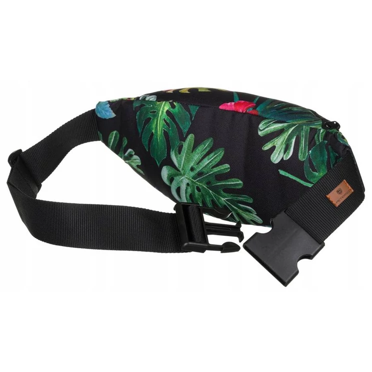 Tágas női Övtáska