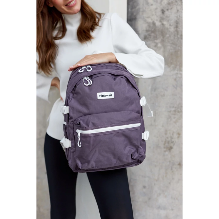 Városi, tágas hátizsák vízálló anyagból Lila színben