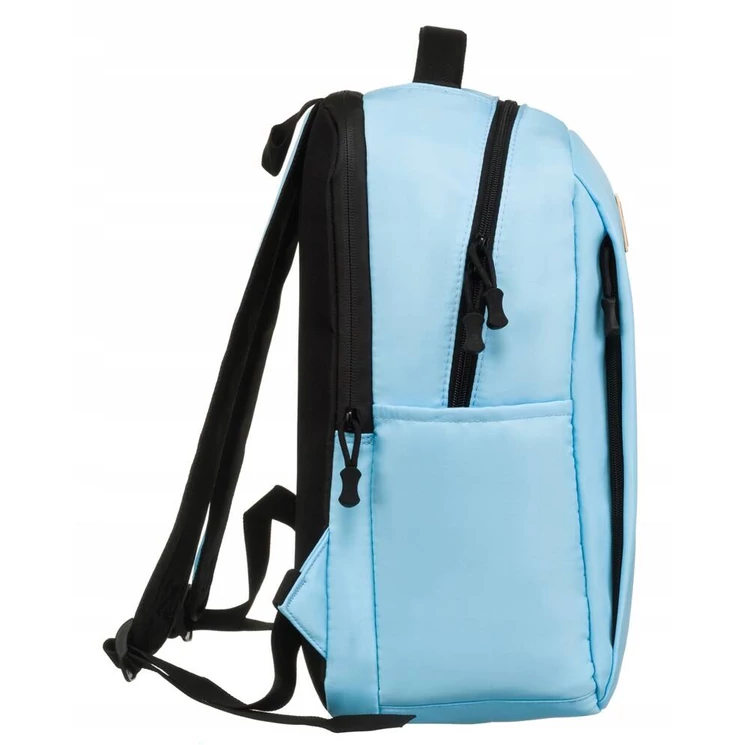 Laptoptartós városi hátizsák Világoskék színben