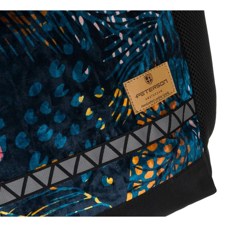 Peterson Fedélzeti hátizsák Ryanair fedélzeti ingyenes méret 40 x 20 x 25 cm