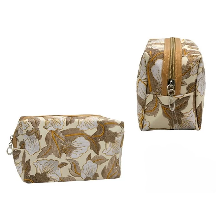 Kozmetikai táska utazáshoz