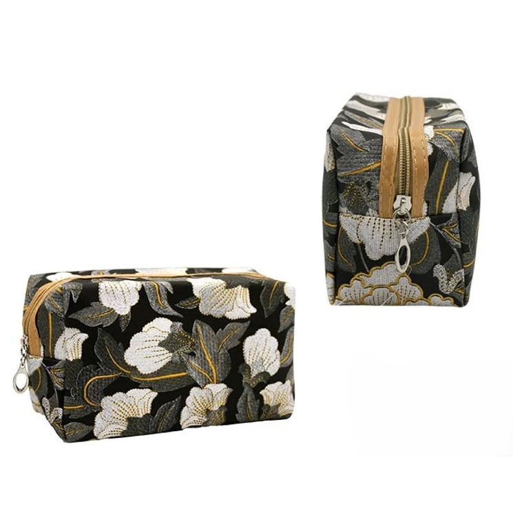 Kozmetikai táska utazáshoz