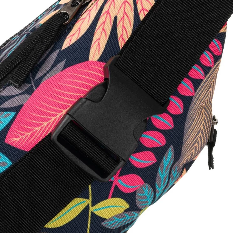 Divatos Tágas női Övtáska