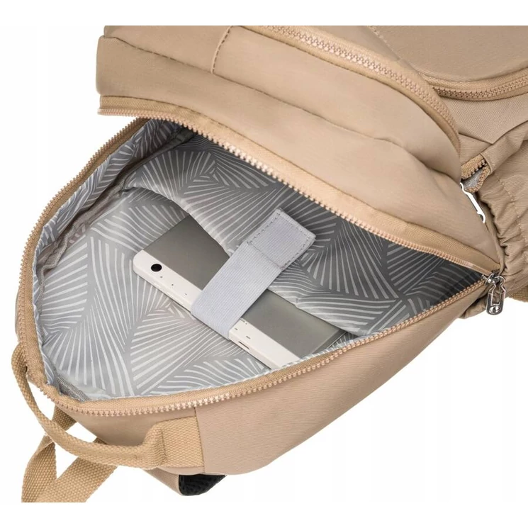 Tágas Sokzsebes Női hátizsák bézs színben