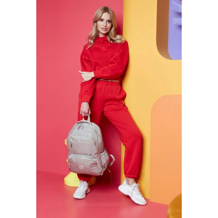 Tágas Sokzsebes Női hátizsák bézs színben