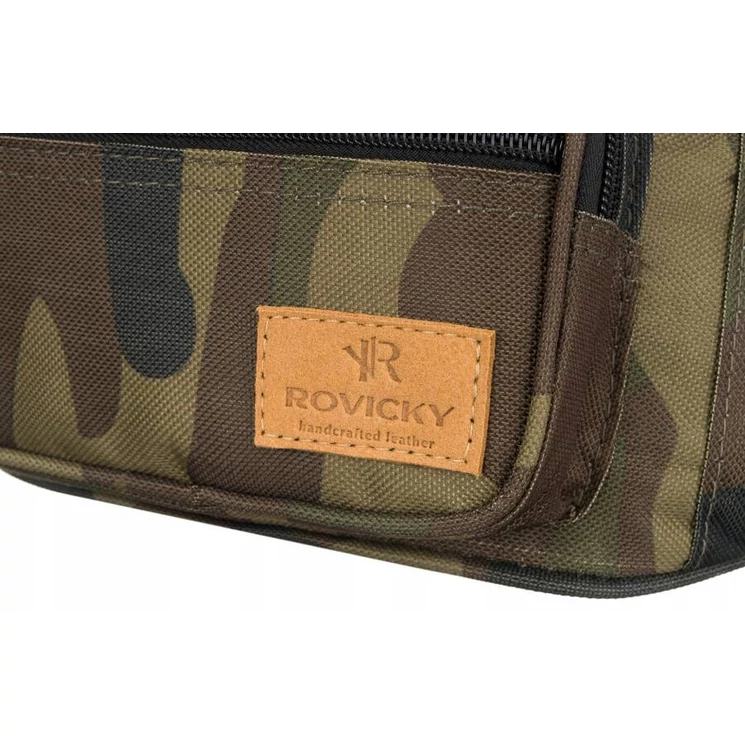 Tágas, sportos férfi Övtáska