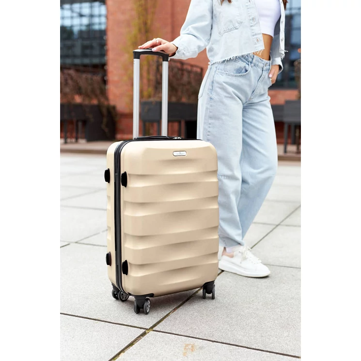 4 Kerekes Kabin Borönd Pezsgő színben