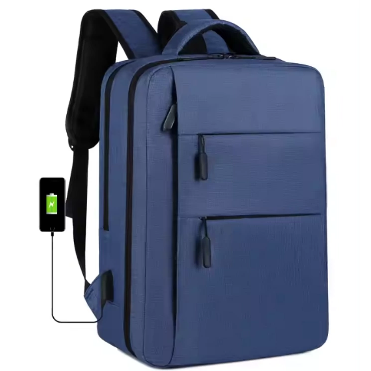 WizzAir méretű laptophátizsák 40 x 30 x 20 cm USB töltővel