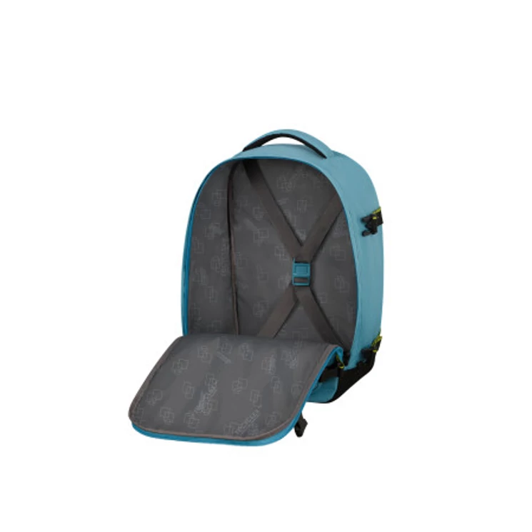 American Tourister 3 funkciós hátizsák méret:40 x 25 x 20 cm Ryanair méret