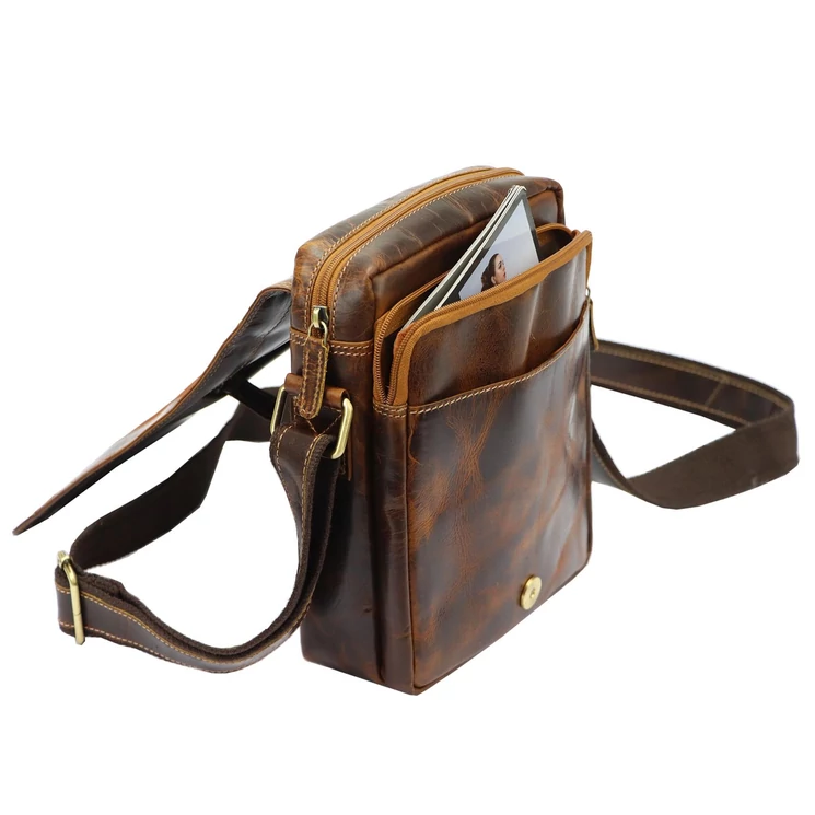 Wild Valódi bőr Válltáska