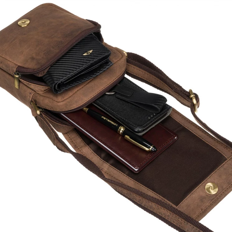  Valódi bőr Válltáska