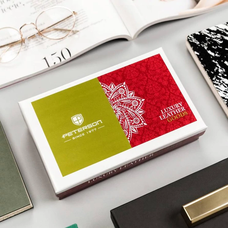 Különleges  Valódi bőr Pénztárca piros színben sok kártyatartóval