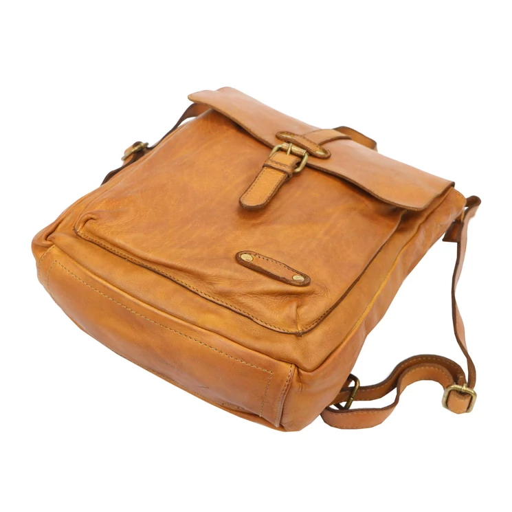 VS Valódi bőr Hátizsák