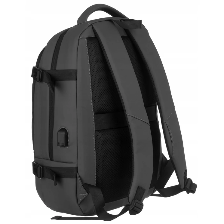 Peterson Hátizsák bővíthető változat , WizzAir méretű USB csatlakozóval