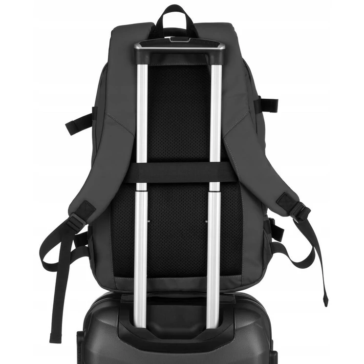 Peterson Hátizsák bővíthető változat , WizzAir méretű USB csatlakozóval