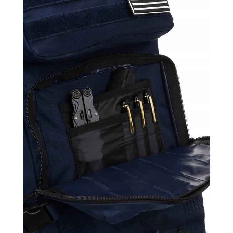 Sokzsebes Katonai, vízálló utazó hátizsák