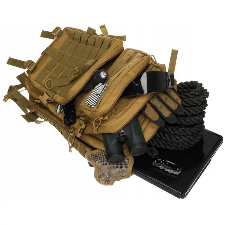 Sokzsebes Katonai, vízálló utazó hátizsák