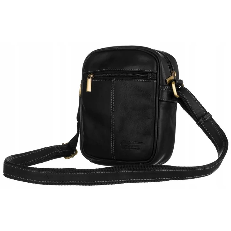  Férfi oldaltáska fekete színben