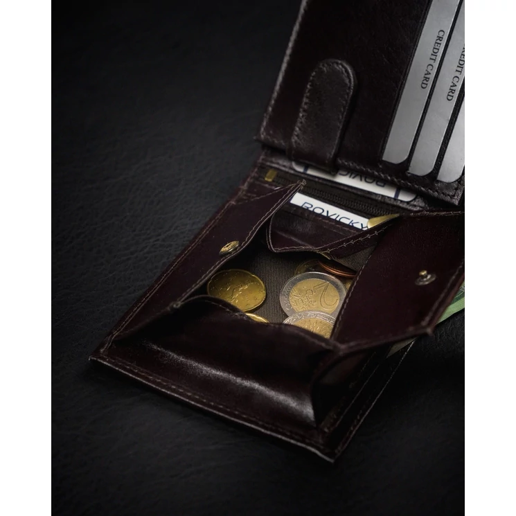 Valódi bőrből készült férfi pénztárca cipzáros rekesszel RFID védelemmel