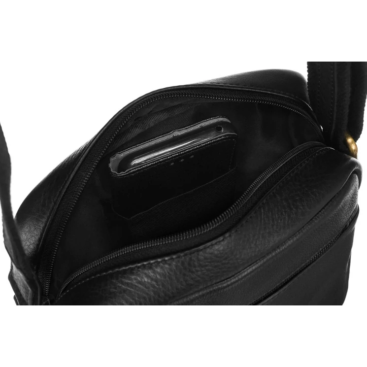 Férfi oldaltáska fekete színben