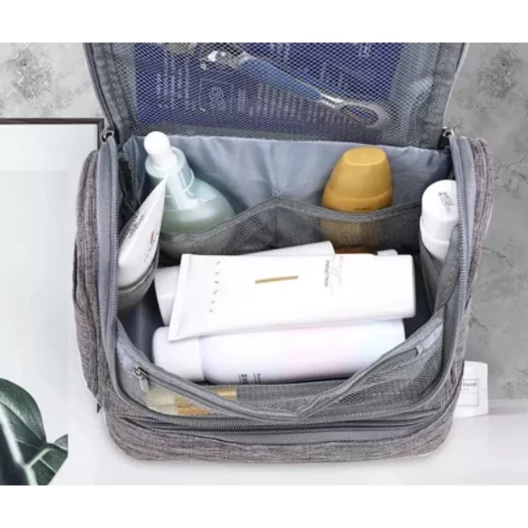 Felakaszható kozmetikai táska