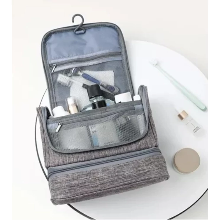 Felakaszható kozmetikai táska