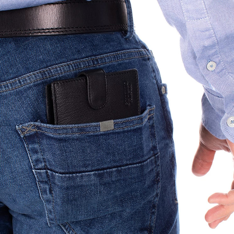 GIULIO valódi bőr férfi pénztárca díszdobozban RFID rendszerrel ( 8 kártyatartó )